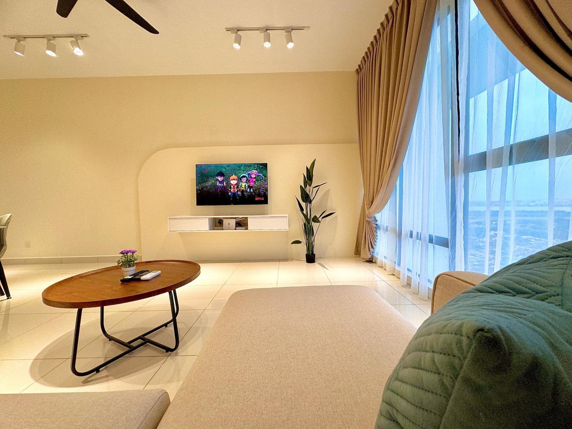 Mosaic Southkey Mid Valley By Luxecocoo Ck 조호르 바루 외부 사진